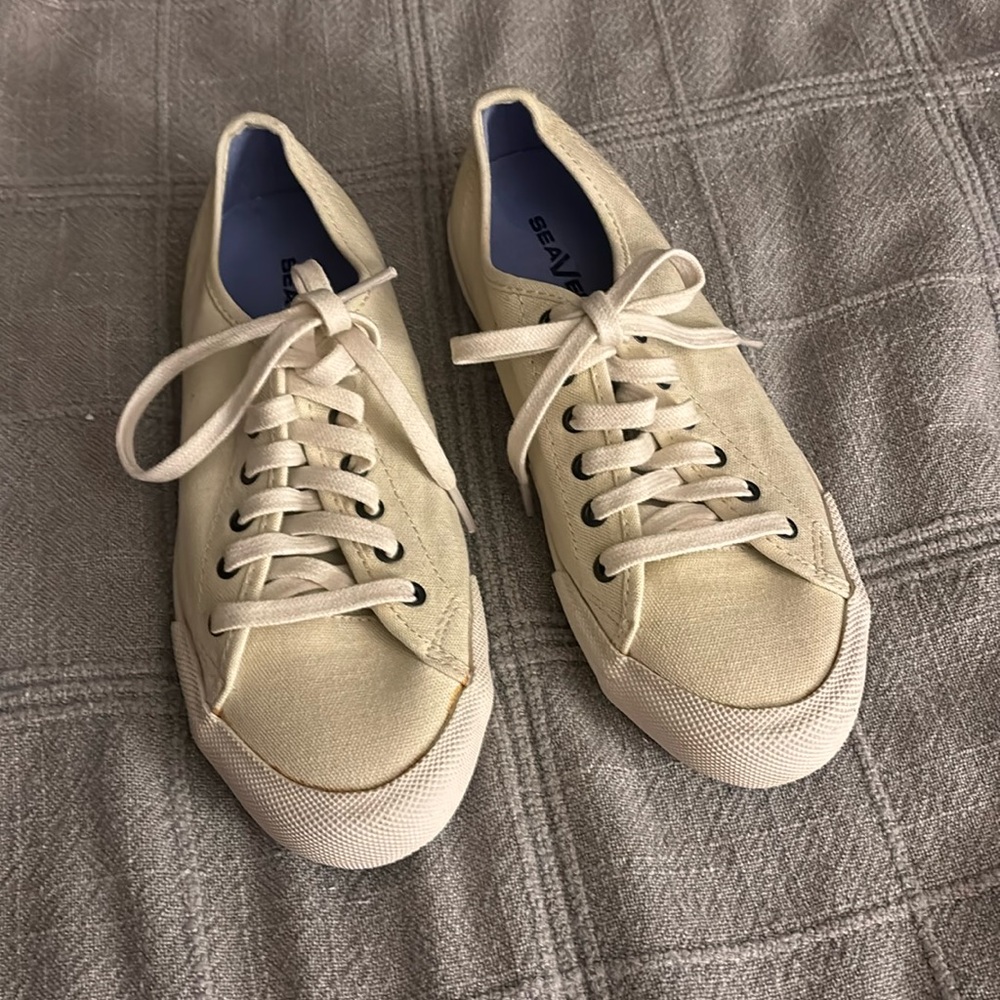 New SeeVees. Size 7. Off white.